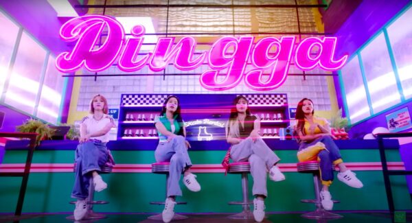 MAMAMOO(ママムー)Dinggaのwiki!歌詞の意味や衣装画像紹介!振り付けの見どころは?