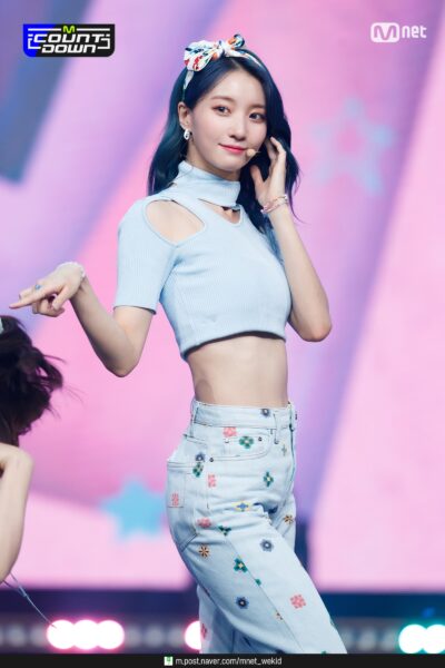 OH MY GIRL(オーマイガール)「Dun Dun Dance」に注目!和訳歌詞や各メンバーの衣装画像も!