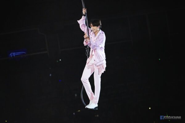 BTS(防弾少年団)ジョングクのソロ曲に注目!おすすめの日本語訳解説・カバー曲5選も