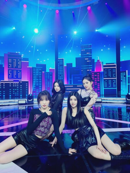 IZ*ONE(アイズワン)panoramaの和訳歌詞をご紹介!意味も考察してみた!