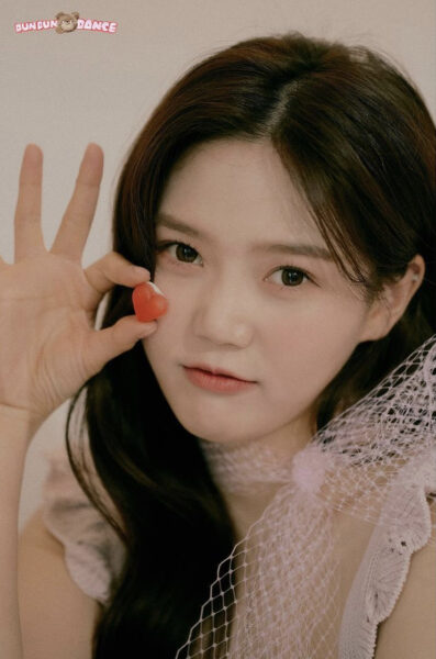 OH MY GIRL(オーマイガール)メンバーの本名や性格をご紹介!年齢順は?