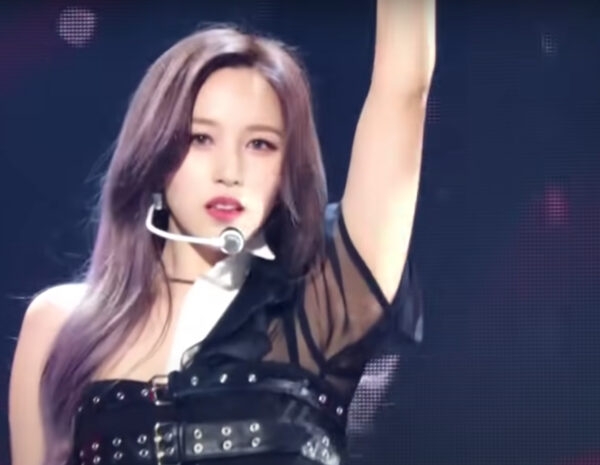 TWICE(トゥワイス)のミナのダンスは上手い?下手?