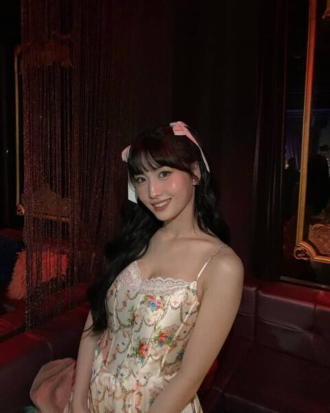 TWICE(トゥワイス)のモモの仲良しメンバーは？仲間はずれで浮いてる説が？