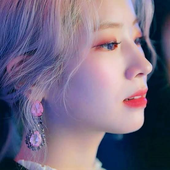 TWICE(トゥワイス)のダヒョンは垢抜けて可愛くなった？デビュー前と当時の年齢は？