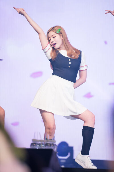 TWICE(トゥワイス)のダヒョンは垢抜けて可愛くなった？デビュー前と当時の年齢は？