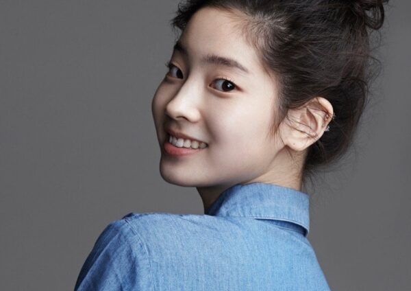 TWICE(トゥワイス)のダヒョンは垢抜けて可愛くなった？デビュー前と当時の年齢は？