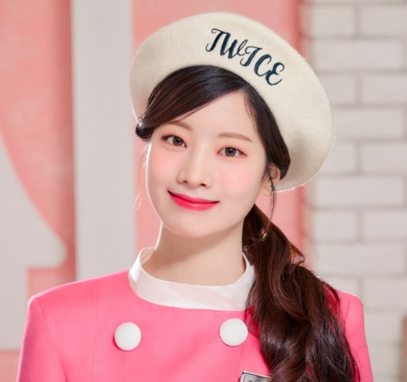 TWICE(トゥワイス)ダヒョンの可愛い髪型&髪色まとめ!青髪や赤髪が似合う!?