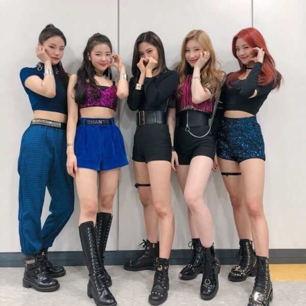 ITZY(イッジ)ユナの腹筋がすごい！ウエストは何㎝？身長が伸びたとの噂も検証！