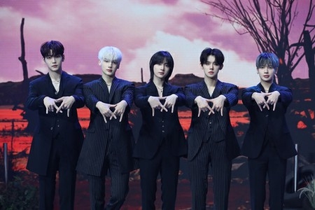 TOMORROW X TOGETHER(トゥモローバイトゥギャザー)アルバム一覧・発売日の順番は？