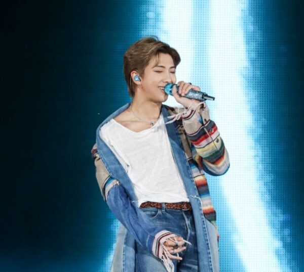 BTS(防弾少年団)RMのソロ曲一覧！作詞作曲した曲もある？