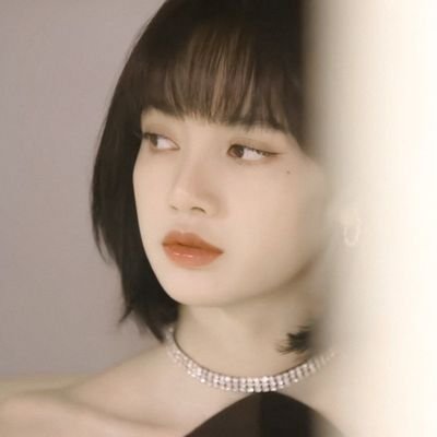 BLACKPINK(ブラックピンク)リサのボブや黒髪など魅力的な髪型集！一番似合うのは？