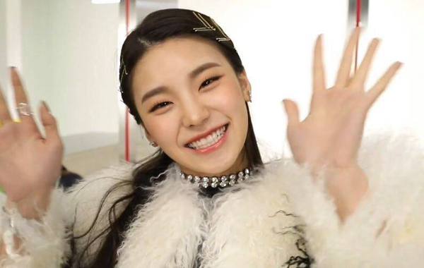 ITZY(イッジ)イェジの自己紹介！本名・年齢・実家などプロフィール情報を網羅！