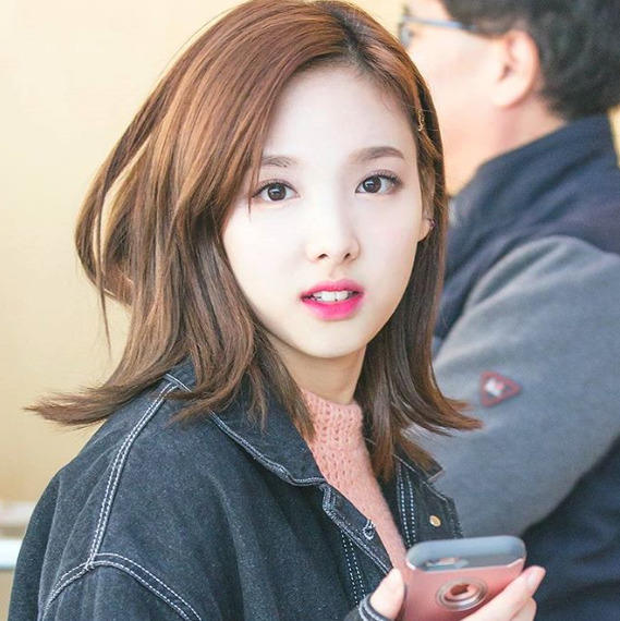 TWICE(トゥワイス)のナヨンの性格や人柄は？優しい？冷たい？