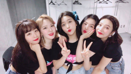 RedVelvet(レッドベルベット)badboyの意味は?衣装やダンスに注目!英語歌詞もご紹介!