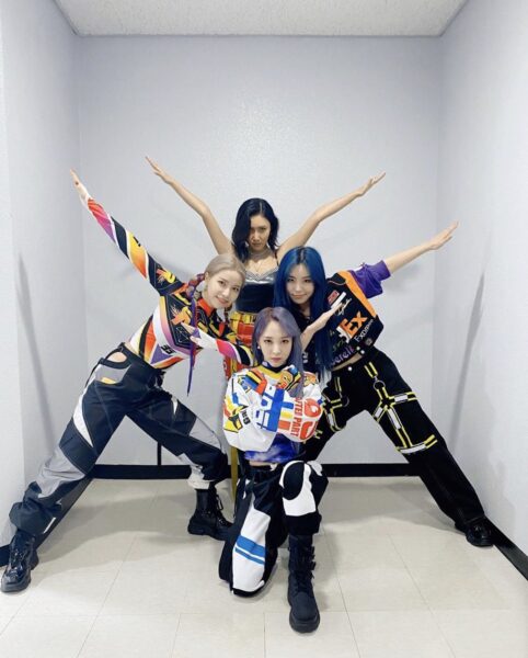 MAMAMOO(ママムー)HIPのwiki!作詞作曲は？歌詞の意味やパート割り、衣装画像も！