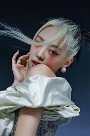 BLACKPINK(ブラックピンク)ジェニのソロCD一覧！ダンスの見どころは？和訳歌詞も！