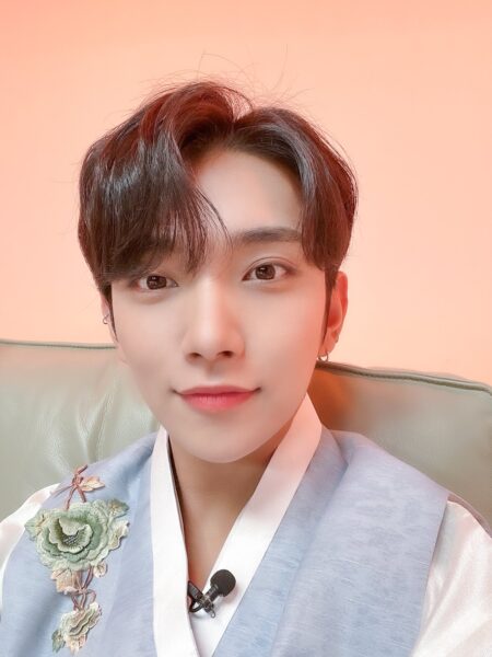 SEVENTEEN(セブンティーン)JOSHUA(ジョシュア)のピアスの位置は？私服にも注目！