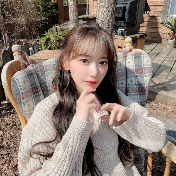 IZ*ONE(アイズワン)宮脇咲良の歌やダンスの実力を調査！韓国での人気は健在？