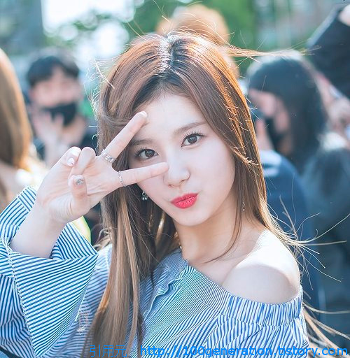 TWICE(トゥワイス)のサナのダンスは上手い?下手?