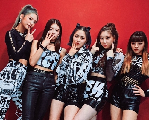 ITZY(イッジ)イェジの自己紹介！本名・年齢・実家などプロフィール情報を網羅！