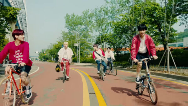 TOMORROW X TOGETHER(トゥモローバイトゥギャザー)dramaの意味は？ダンスや歌詞にも注目！