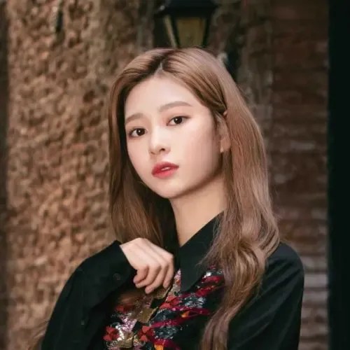 IZ*ONE(アイズワン)メンバーの役割と見分け方・覚え方を伝授!不仲説は本当?