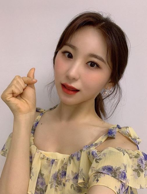 IZ*ONE(アイズワン)イ・チェヨンはダイエットで痩せた？体重はどのくらい？