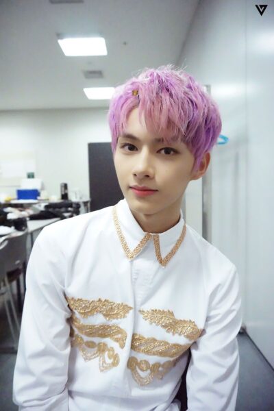 SEVENTEEN(セブンティーン)JUN(ジュン)の髪型集！青髪やロン毛！一番似合うのは？