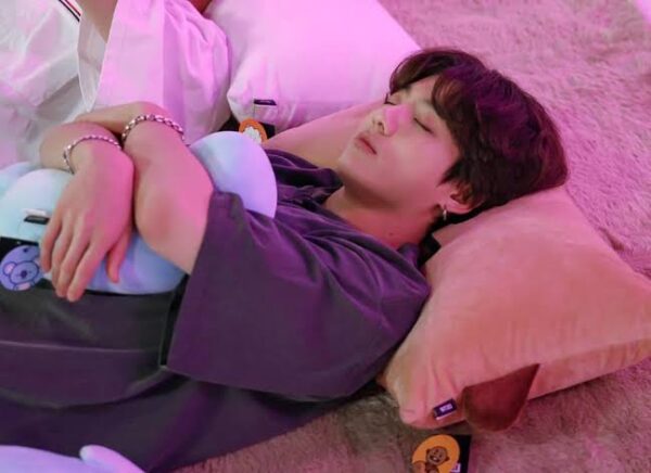 BTS(防弾少年団)のジョングクの寝顔と寝起きを紹介!やっぱりかわいい!