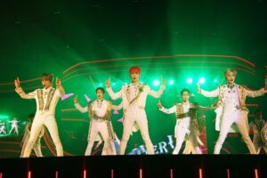 SHINee(シャイニー)ルシファーの日本語歌詞と掛け声紹介！ダンスが素敵！振付師は誰？