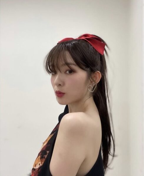 RedVelvet(レッドベルベット)アイリーンのアクセサリーに注目！メガネやピアスが似合う！