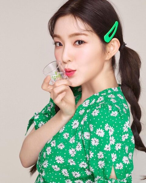 RedVelvet(レッドベルベット)アイリーンのアクセサリーに注目！メガネやピアスが似合う！