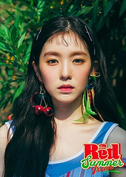 RedVelvet(レッドベルベット)アイリーンのアクセサリーに注目！メガネやピアスが似合う！