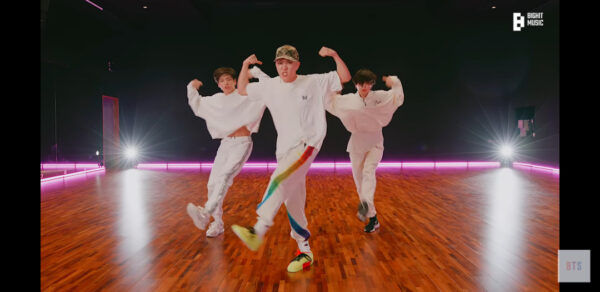 BTS(防弾少年団)のジョングクの筋肉情報！最近の腹筋が凄い！グクから学ぶ筋トレ！