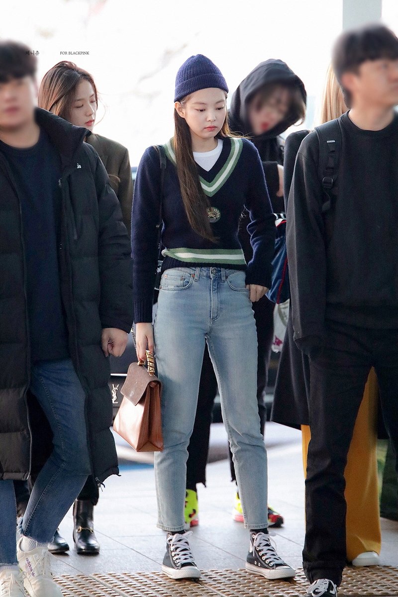 BLACKPINK(ブラックピンク)ジェニーの私服春夏秋冬コーデ!愛用リップはシャネル?