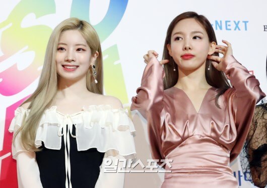 TWICE(トゥワイス)の不仲ペア・仲間はずれはある?ひざ掛けのいじめとは?