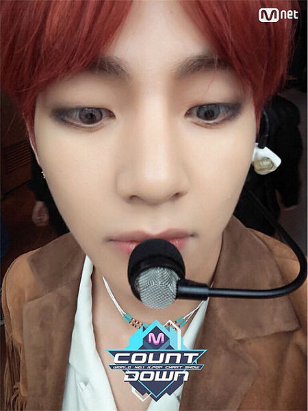 BTS(防弾少年団)V(テテ/ヴィ)のオッドアイ!よく使うカラコンの色は緑?ルナグレー?