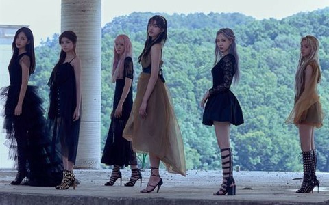 EVERGLOW(エバーグロウ)の実力は?爆発的に売れない理由を調査!日本デビューの可能性は?