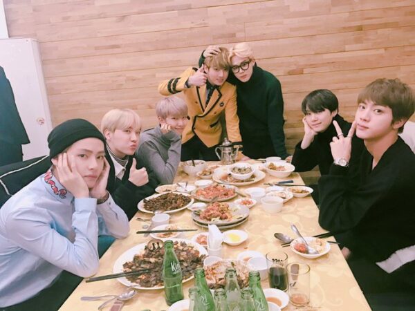 BTS(防弾少年団)のジョングクの子供時代を調査!中学時代の写真も!?