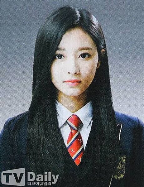 TWICE(トゥワイス)の幼少期や高校・中学時代の卒アル画像まとめ