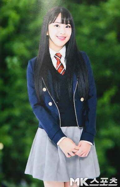 TWICE(トゥワイス)の幼少期や高校・中学時代の卒アル画像まとめ