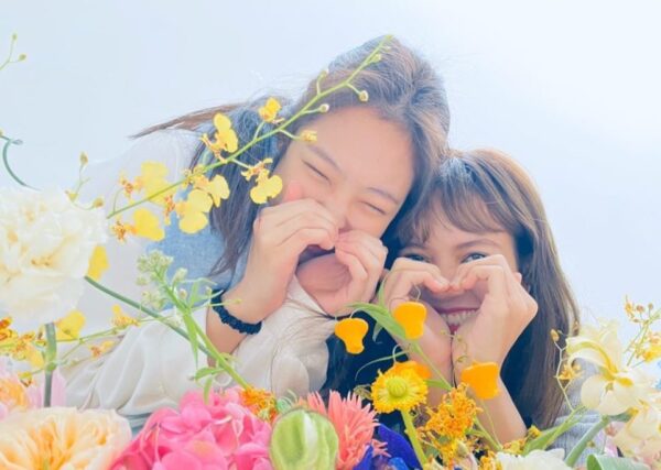 BLACKPINK(ブラックピンク)のメンバーは仲悪い?仲良しコンビ・エピソードはある?