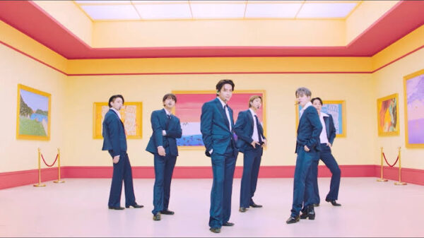 BTS(防弾少年団)ジョングクのダイナマイト衣装に注目!髪型が超さわやか!