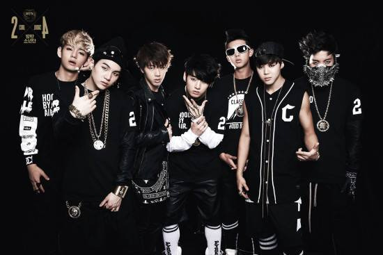 BTS(防弾少年団)V(テテ/ヴィ)のメガネのブランドは?ライブ中の外すタイミングは?