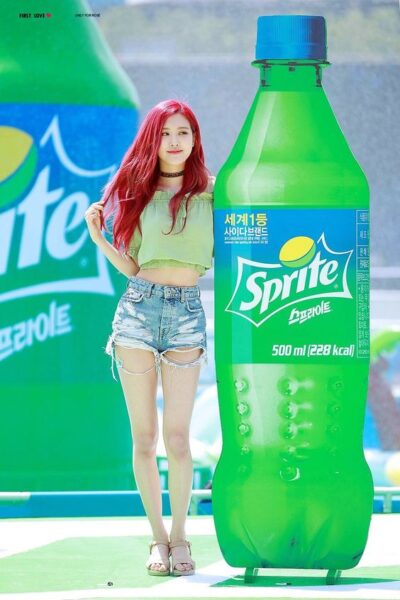 BLACKPINK(ブラックピンク)の足の長さやウエストが細い理由｜サイズは何センチ？