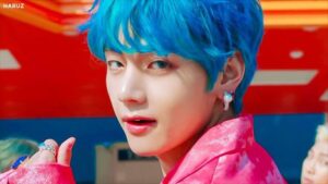 BTS(防弾少年団)V(テテ/ヴィ)のオッドアイ！よく使うカラコンの色は緑？ルナグレー？