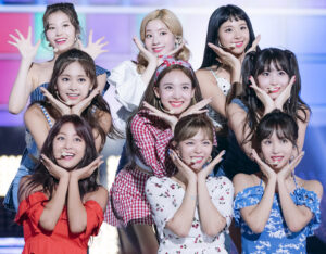 TWICE(トゥワイス)のメンバー全情報まとめ！メンバーカラーや人気順など