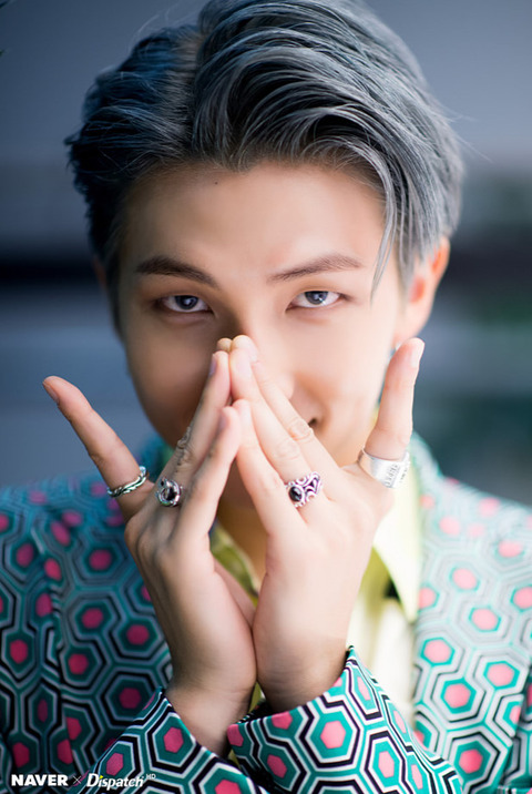 BTS(防弾少年団)RMの薬指に指輪が！誰かと熱愛中との噂は本当？相手は誰？