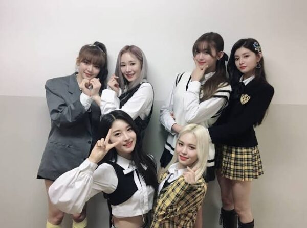 EVERGLOW(エバーグロウ)ファン名は？ファンクラブの特典や公式グッズをご紹介！