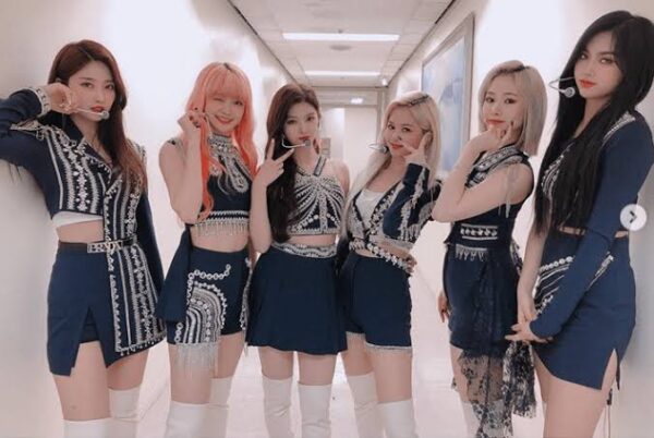 EVERGLOW(エバーグロウ)ファン名は？ファンクラブの特典や公式グッズをご紹介！